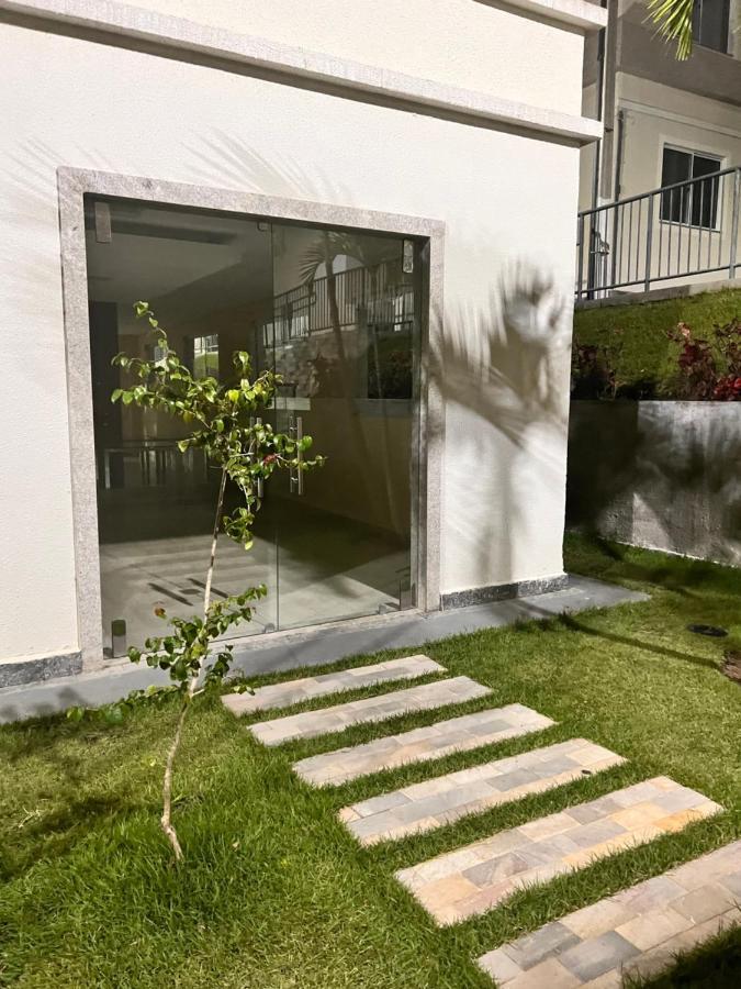 Apto Ao Lado Do Shopping Proximo Ao Patio.